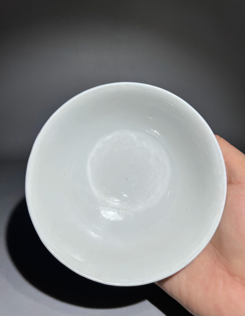 古玩陶瓷大清乾隆年制綠松石纏枝蓮紋碗拍賣，當(dāng)前價(jià)格999元