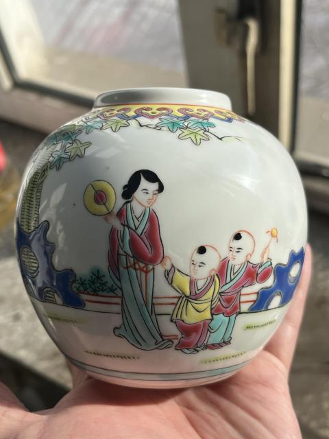 古玩陶瓷解放初期三娘教子圖彩繪蓋缸拍賣，當前價格880元
