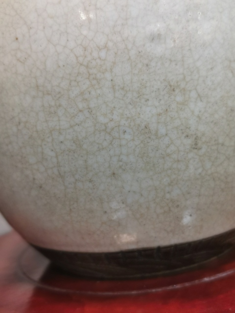 古玩陶瓷晚清成化年制款哥釉地鐵銹釉蓋罐拍賣,當前價格2000元