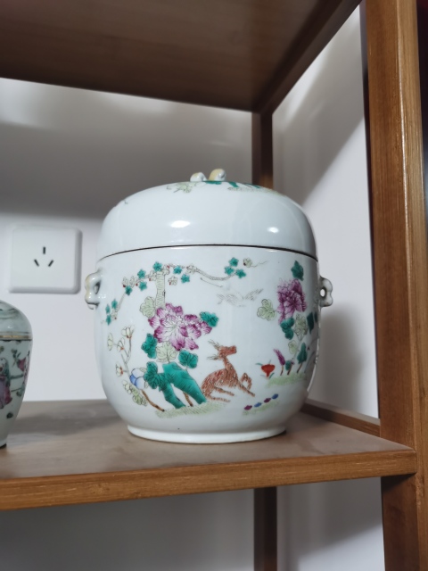 古玩陶瓷晚清民國(guó)鶴鹿同春粉彩蓋罐拍賣,當(dāng)前價(jià)格3000元