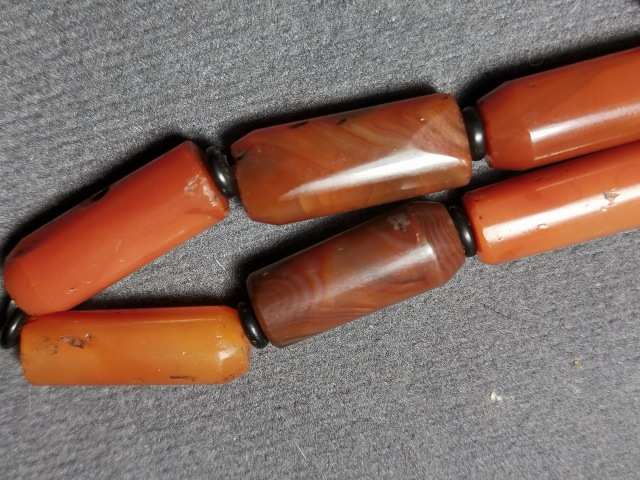 古玩玉器老瑪瑙手鏈一條拍賣，當前價格666元