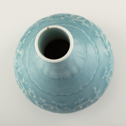 古玩陶瓷鼻煙壺拍賣(mài),當(dāng)前價(jià)格1000元
