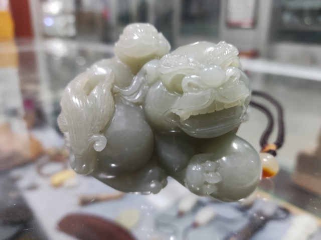 古玩玉器和田玉籽料“太師少師”小擺件拍賣，當前價格3988元