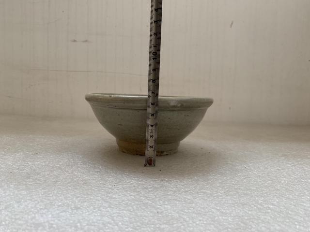 古玩陶瓷元代龍泉窯系青釉碗拍賣，當前價格680元