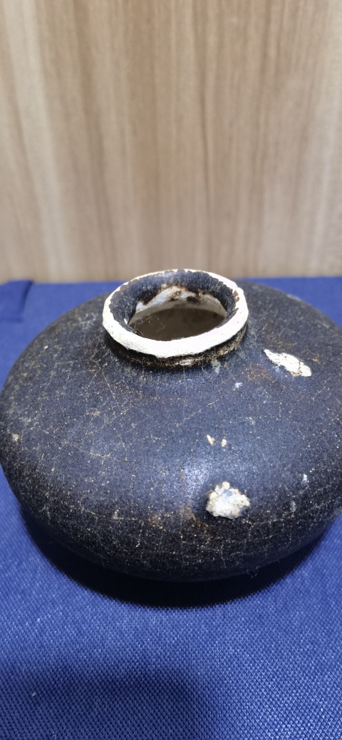 古玩陶瓷宋末元初吉州窯海撈出水瓷水盂拍賣，當(dāng)前價格600元