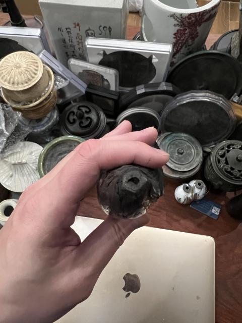 古玩雜項清代精品**雕刻猛獸紋擺件拍賣,當前價格1800元