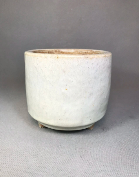 古玩陶瓷晚清民國窯變哥釉三足筒式香爐拍賣,當(dāng)前價(jià)格0元