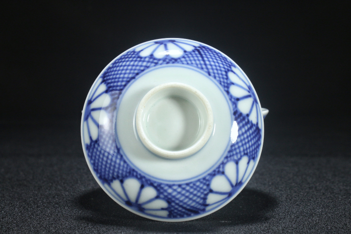 古玩陶瓷晚清·青花花卉蓋碗拍賣,當前價格800元