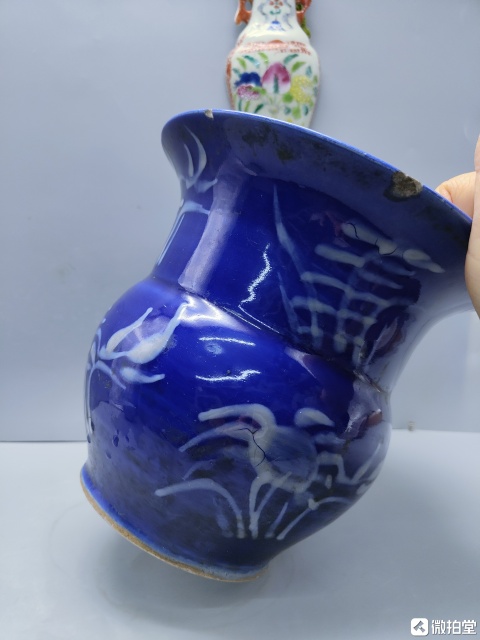 古玩陶瓷清晚期霽藍釉堆白花卉紋發大渣斗拍賣,當前價格2600元
