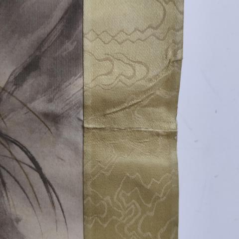 古玩字畫創匯時期手工舊裱絹本虎視圖立軸拍賣,當前價格398元