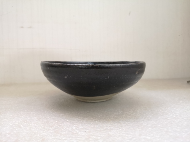 古玩陶瓷元代耀州窯黑釉碗拍賣，當前價格850元