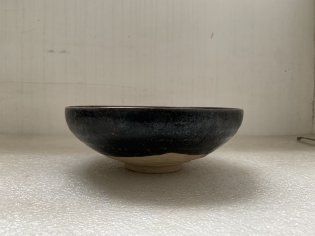 古玩陶瓷元代黑釉碗拍賣,當前價格850元
