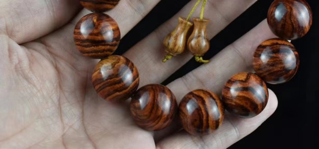 古玩雜項海南黃花梨手串拍賣，當前價格1200元