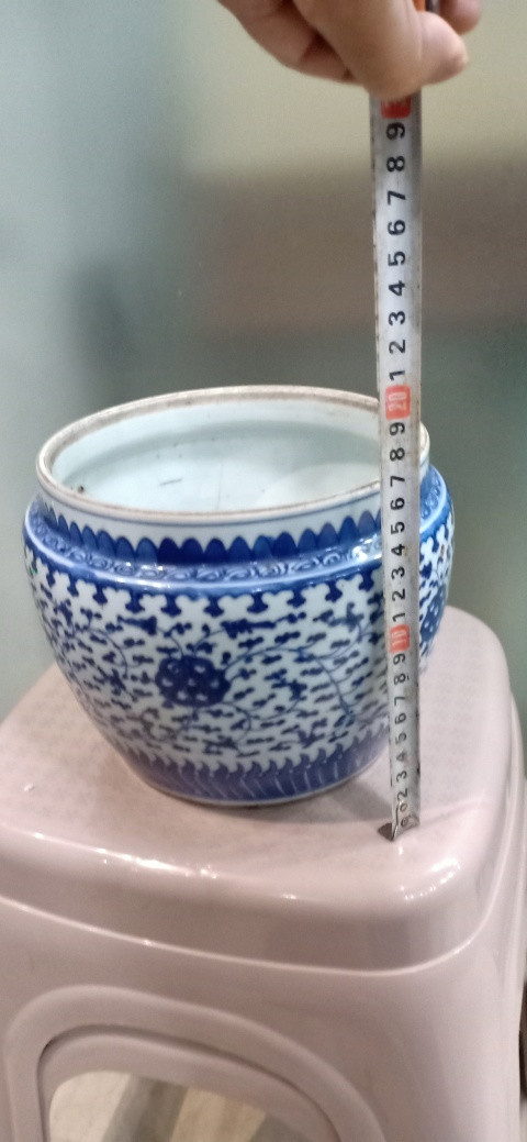 古玩陶瓷乾隆青花纏枝花卉紋粥罐拍賣,當前價格2800元