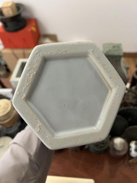 古玩陶瓷纏枝囍字紋將軍罐拍賣,當前價格399元