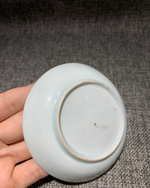 古玩陶瓷【望月樓】清代康熙青花礬紅描金提籃盤拍賣,當前價格1600元