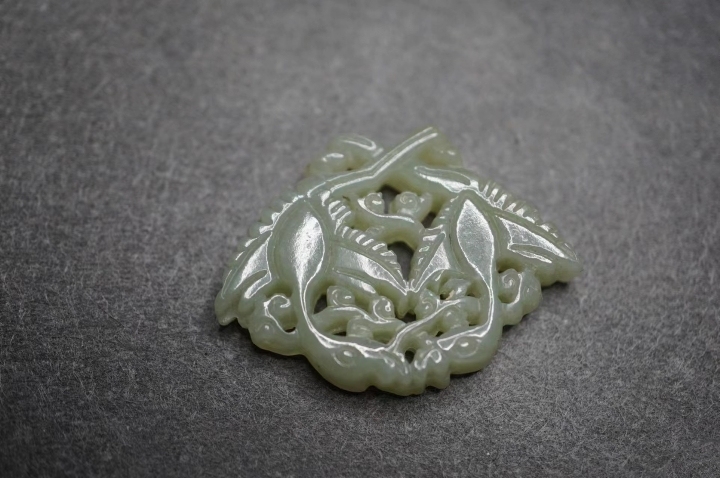 古玩玉器和田玉雙鶴玉佩拍賣,當前價格698元
