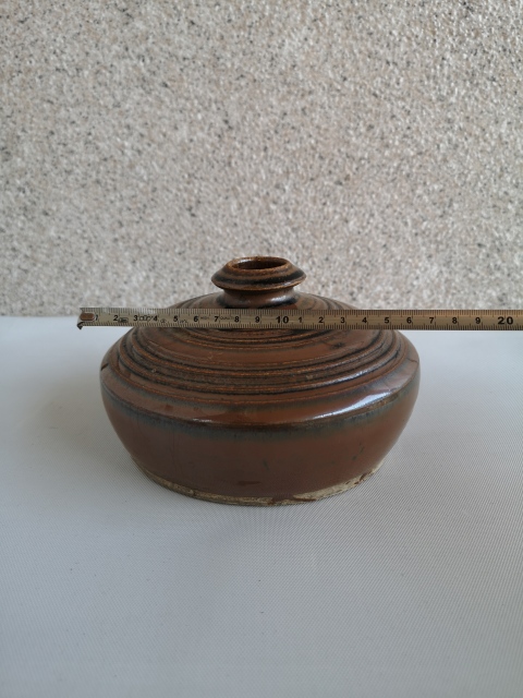 古玩陶瓷清代磁州窯紫金釉瓶拍賣,當(dāng)前價(jià)格980元