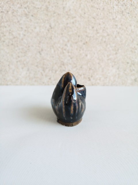 古玩陶瓷清代磁州窯系黑釉筆山拍賣,當前價格680元