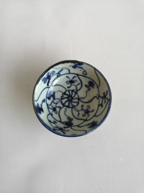 古玩陶瓷清中如意靈芝紋雙藍(lán)圈花押款青花杯拍賣,當(dāng)前價(jià)格480元