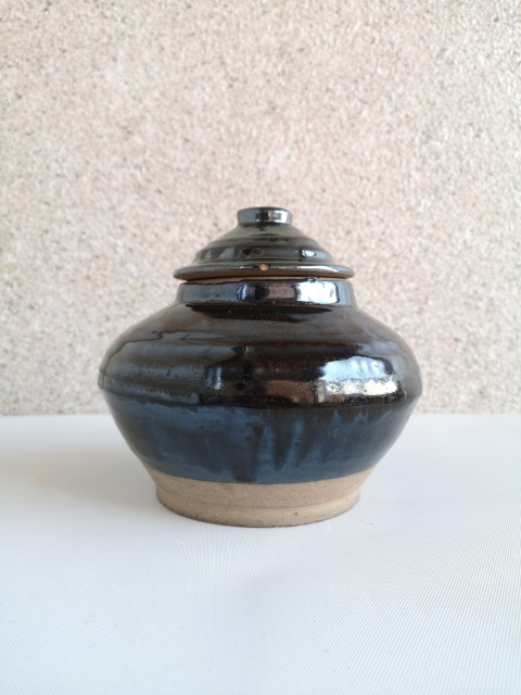 古玩陶瓷清代磁州窯黑釉蓋罐拍賣，當前價格680元