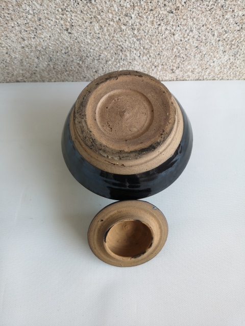 古玩陶瓷清代磁州窯黑釉蓋罐拍賣，當前價格680元