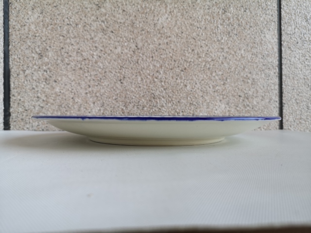 古玩陶瓷六十至八十年代青花加彩花卉紋盤拍賣，當(dāng)前價(jià)格450元