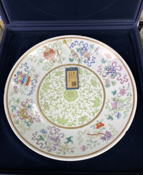 古玩陶瓷清光緒 官窯粉彩吉祥八寶紋大盤（官）拍賣，當前價格59000元