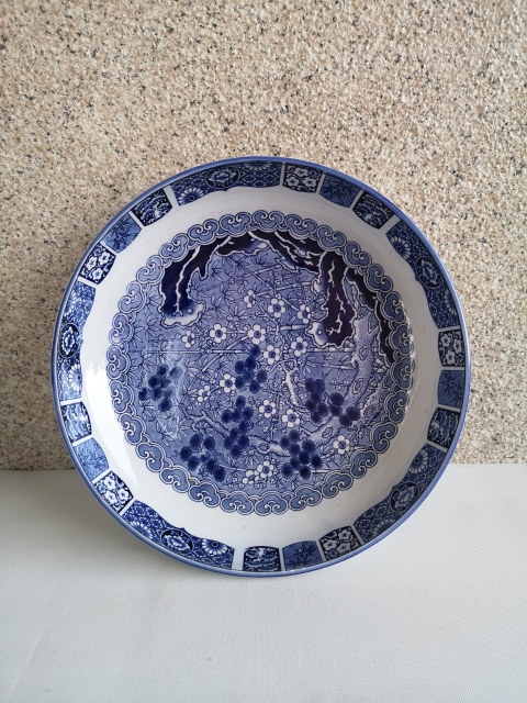 古玩陶瓷六十至八十年代歲寒三友松竹梅青花盤拍賣,當(dāng)前價(jià)格220元
