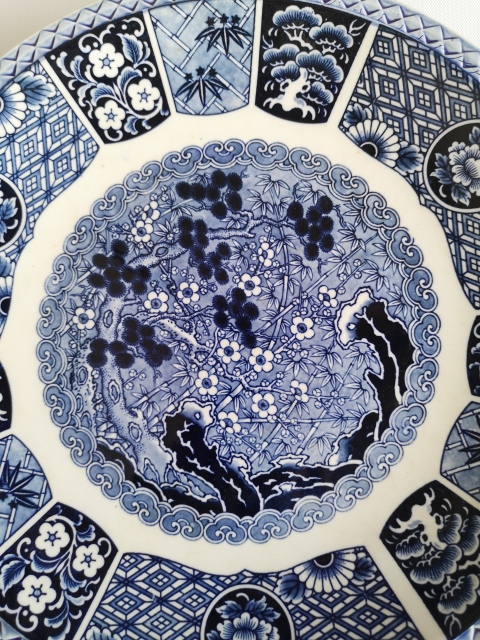 古玩陶瓷六十至八十年代歲寒三友松竹梅青花盤拍賣,當前價格350元