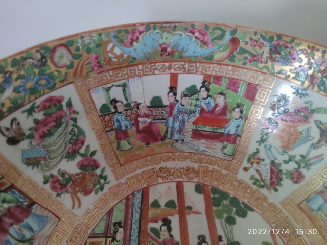 古玩陶瓷清晚期廣彩人物大碗拍賣，當前價格22000元