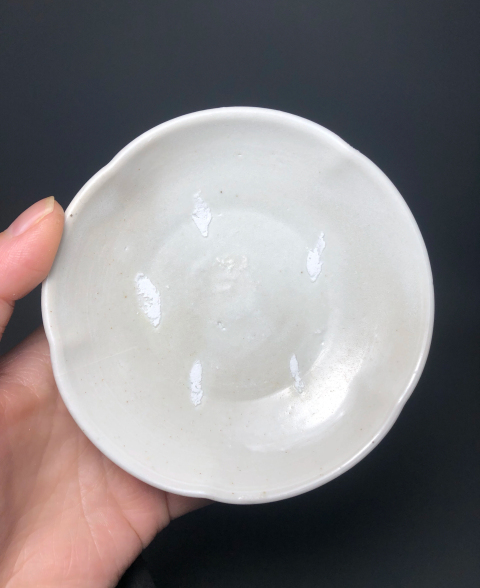 古玩陶瓷收藏級(jí)邢窯五代白釉五花口洗拍賣(mài),當(dāng)前價(jià)格2888元