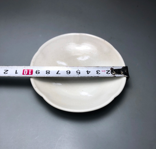 古玩陶瓷收藏級(jí)邢窯五代白釉五花口洗拍賣(mài),當(dāng)前價(jià)格2888元