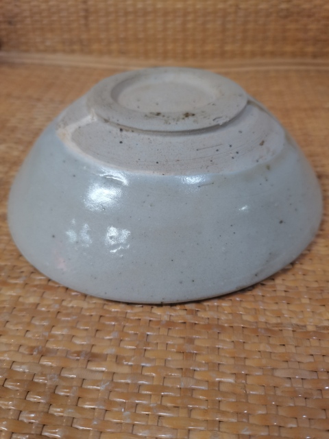 古玩陶瓷金元磁州窯白釉碗拍賣,當前價格500元