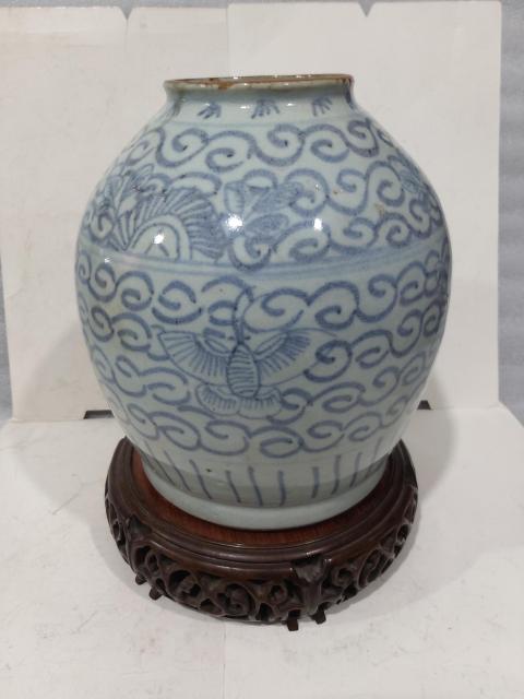 古玩陶瓷清代中期樹葉款花卉紋青花罐拍賣，當前價格4888元