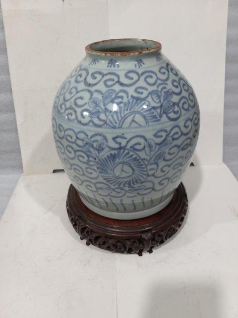 古玩陶瓷清代中期樹葉款花卉紋青花罐拍賣，當前價格4888元