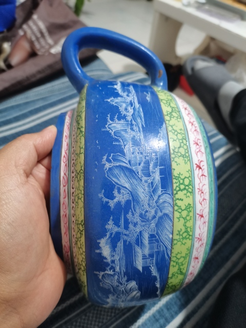 古玩陶瓷民國紫砂掛粉彩壺拍賣,當(dāng)前價(jià)格3000元