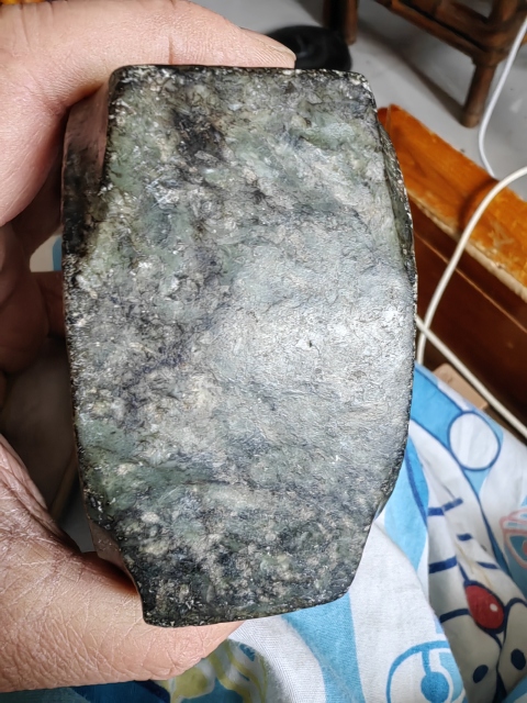古玩玉器地方硬玉琮拍賣，當前價格6800元