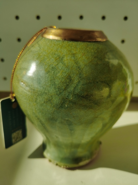 古玩陶瓷元代?龍泉窯刻劃花鳳尾尊拍賣,當前價格1300元