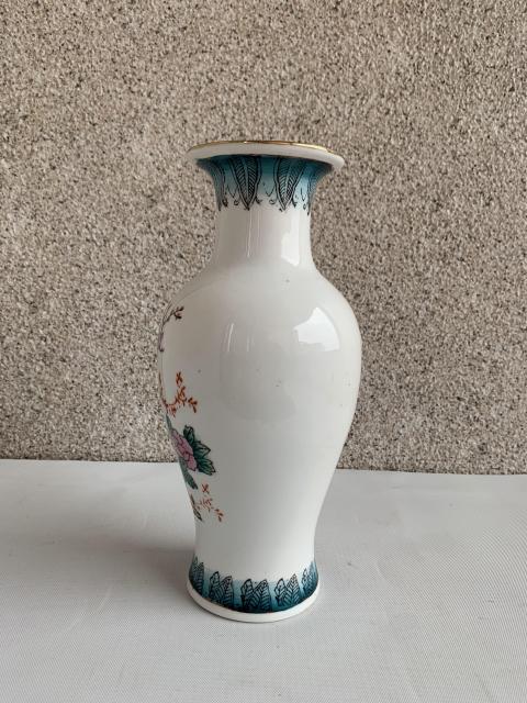 古玩陶瓷出口創匯期花鳥紋彩瓷觀音瓶拍賣，當前價格298元