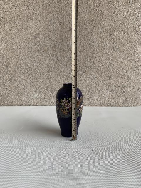 古玩陶瓷出口創(chuàng)匯期藍(lán)釉花鳥紋罐拍賣,當(dāng)前價(jià)格198元