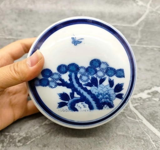 古玩陶瓷六十至八十年代嬰戲紋青花蓋碗拍賣,當(dāng)前價(jià)格220元