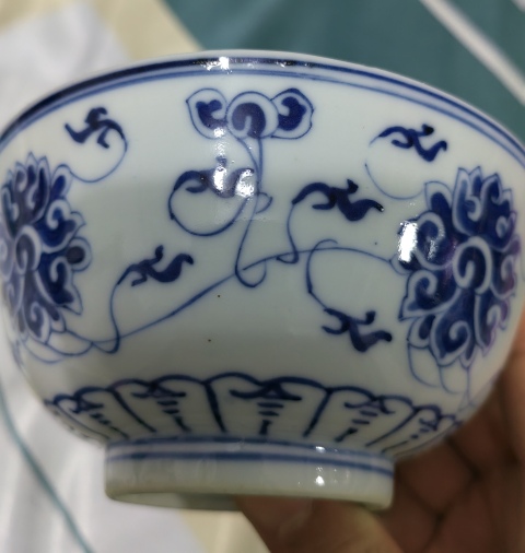 古玩陶瓷清光緒官窯青花纏枝蓮紋碗拍賣，當前價格16000元