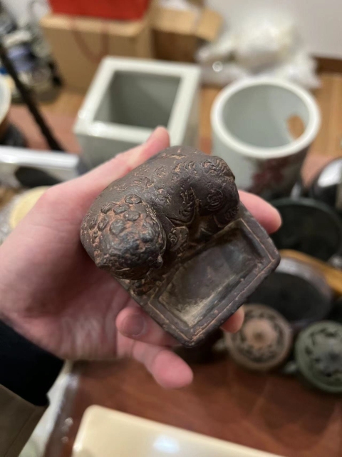 古玩陶瓷文房獅子擺件拍賣，當前價格299元