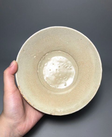 古玩陶瓷(收藏佳品)米黃釉碗拍賣,當前價格0元