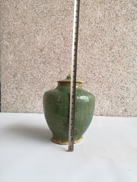 古玩陶瓷清初綠釉蓋罐拍賣,當前價格1100元