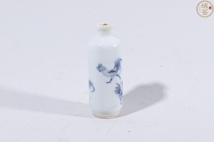 古玩陶瓷晚清大雞圖青花鼻煙壺拍賣，當前價格2500元