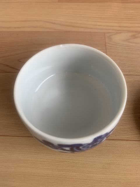 古玩陶瓷六十至八十年代嬰戲紋青花蓋碗拍賣,當(dāng)前價(jià)格220元