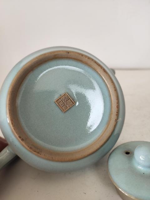古玩陶瓷精品當代青釉執壺拍賣,當前價格369元