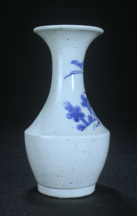 古玩陶瓷晚清·青花松鶴紋瓶拍賣,當前價格888元
